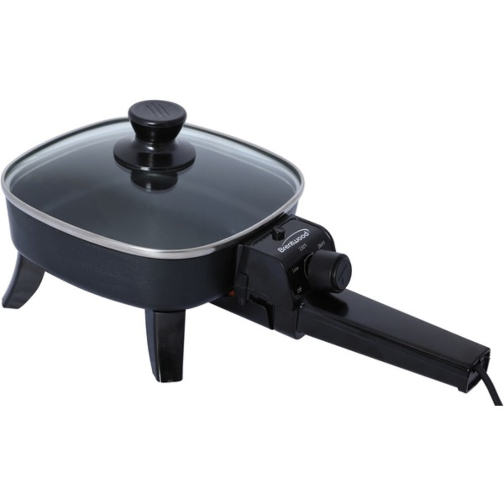 Brentwood Appliances SK-45 Electric Skillet with Glass Lid (600W; 6)
